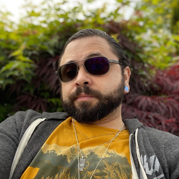 Meet your Posher, Mark - Picture 1 of 1